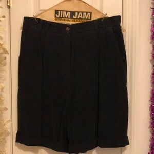 Ladies corduroy shorts